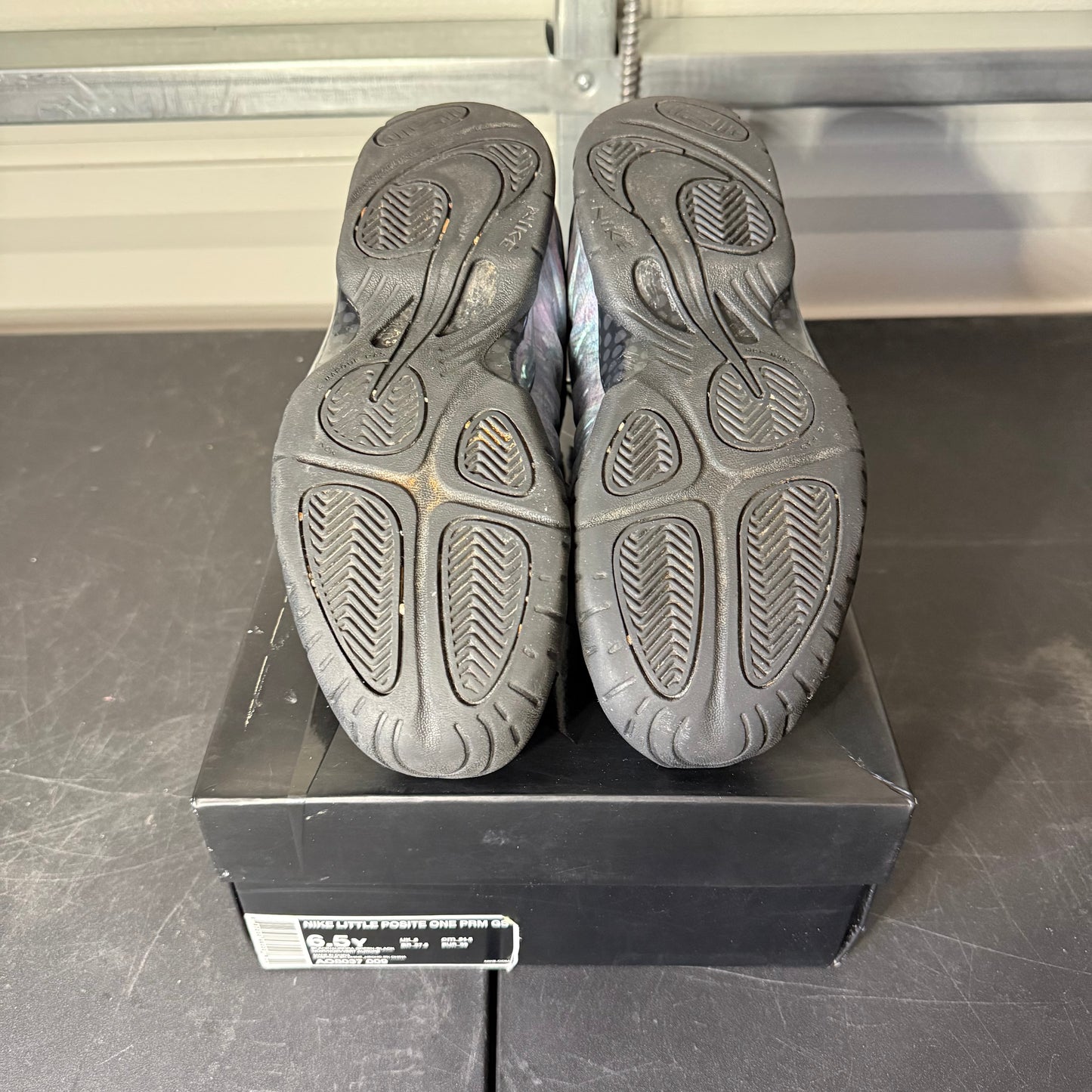 Size 6.5Y - Air Foamposite One Premium Abalone