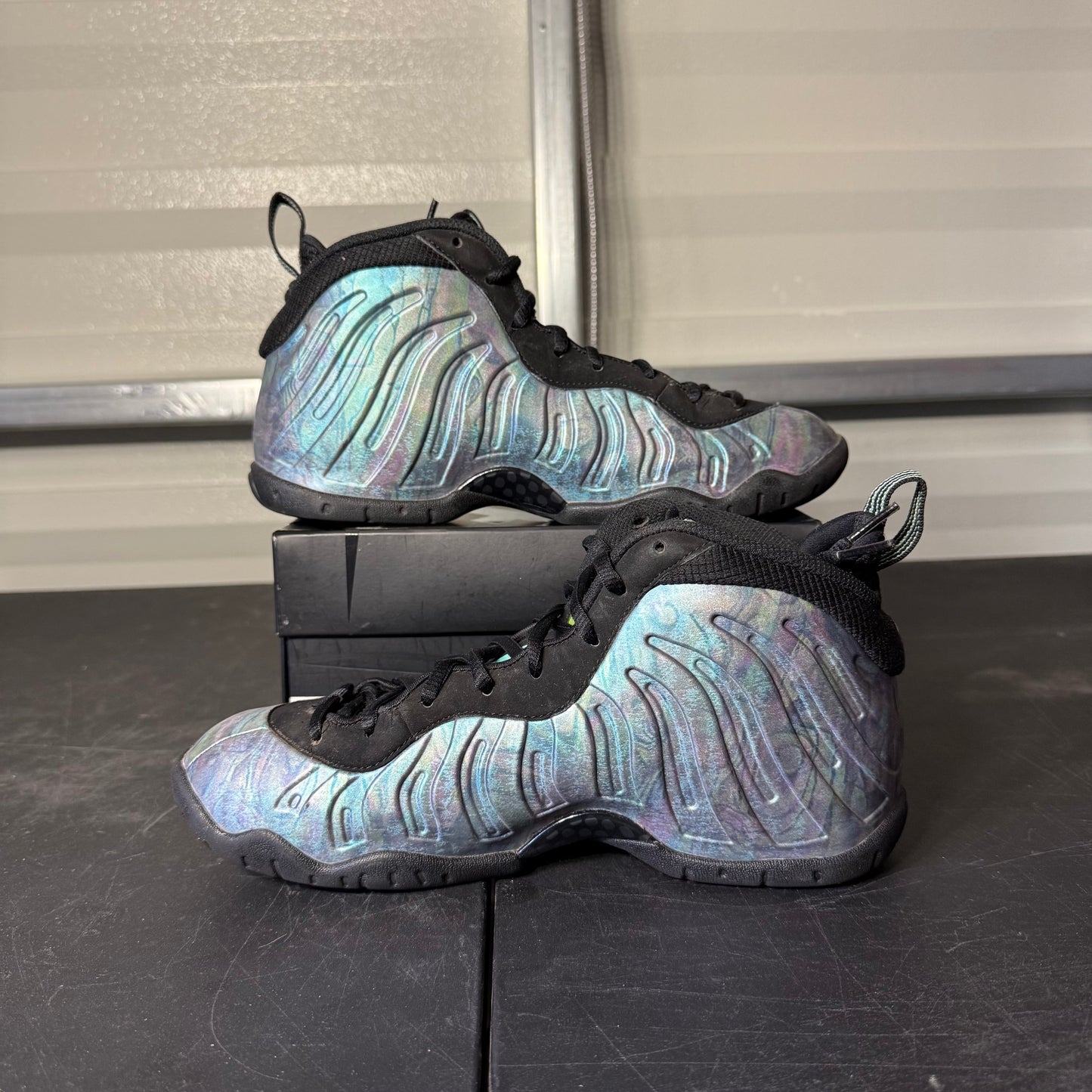 Size 6.5Y - Air Foamposite One Premium Abalone
