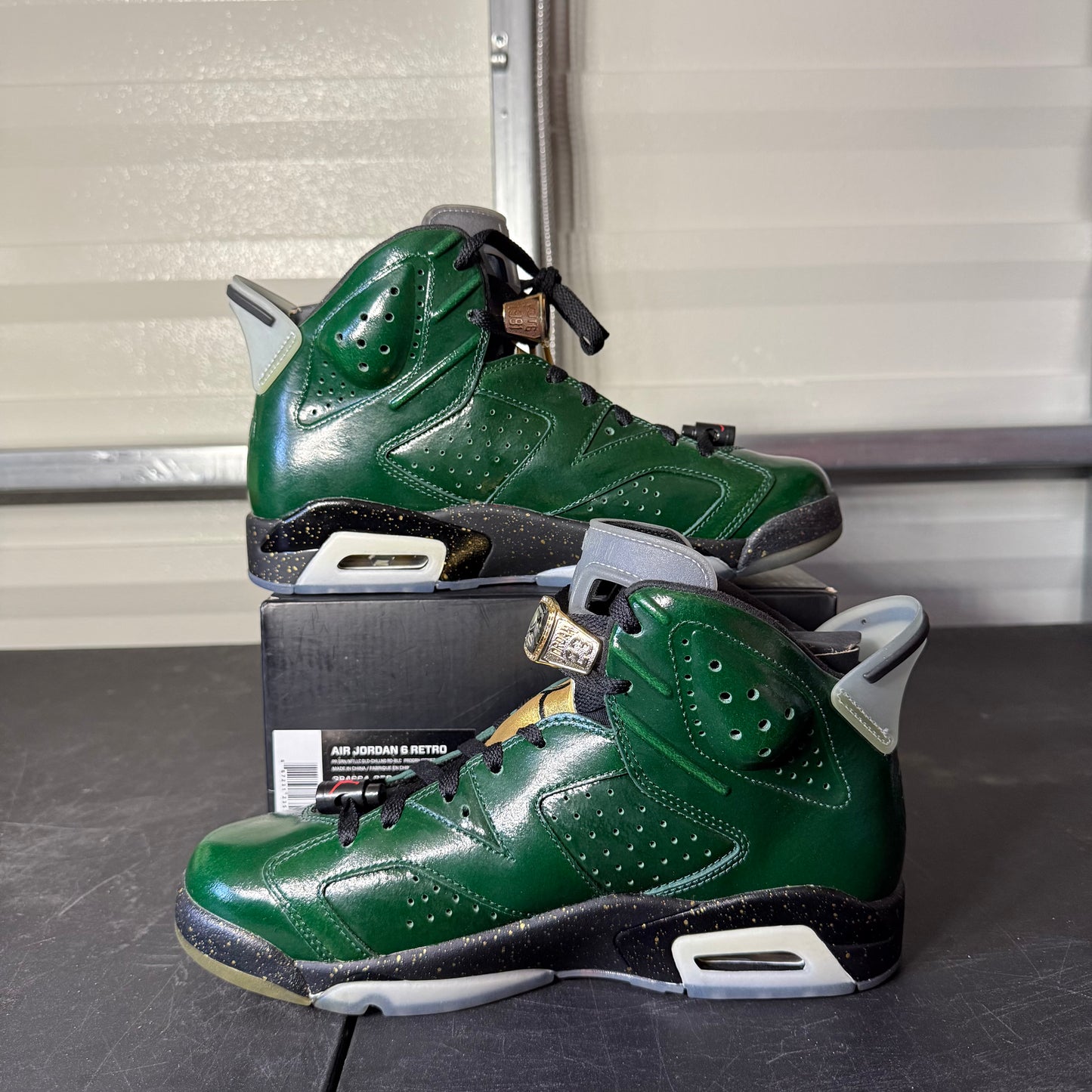 Size 8 - AJ 6 Retro Champagne