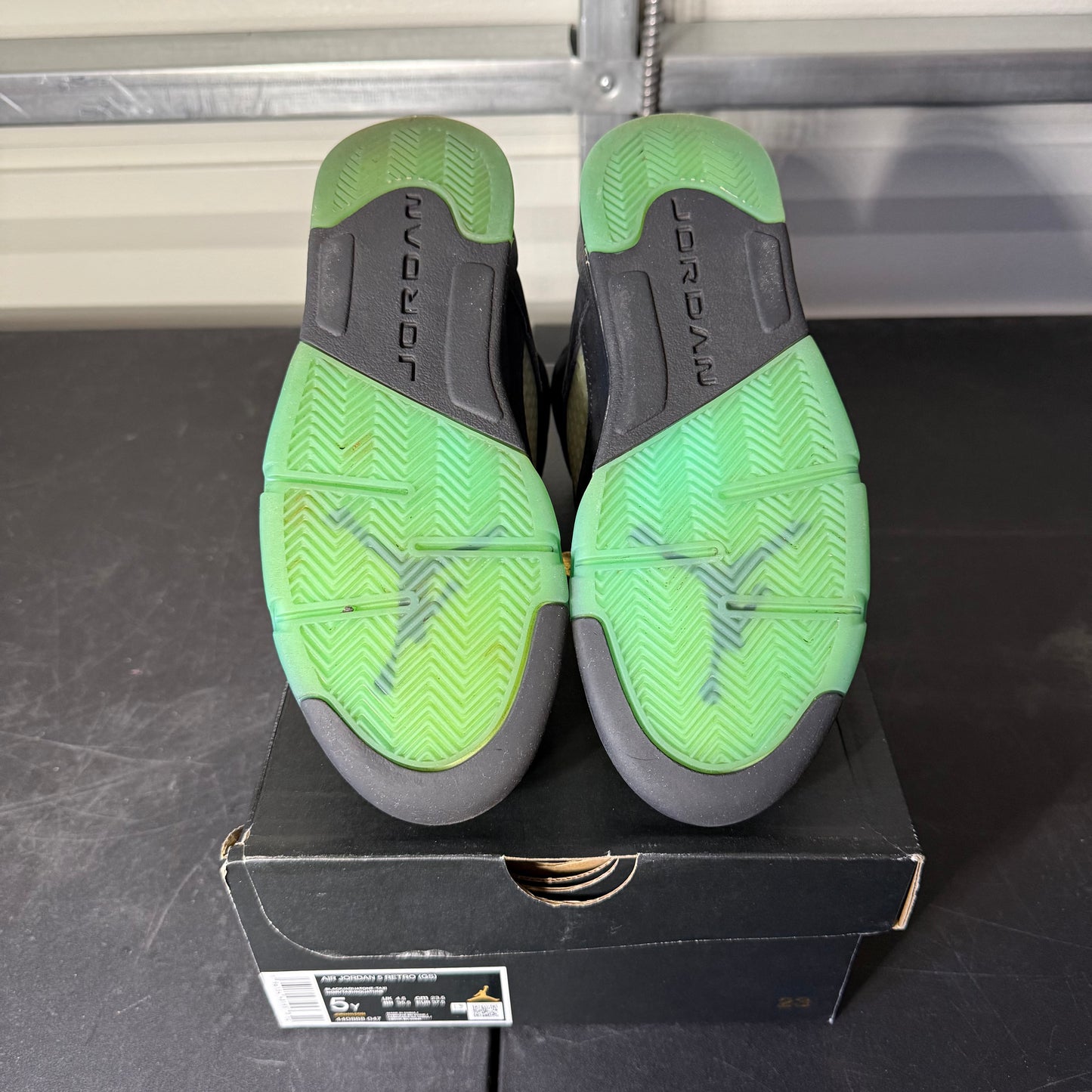 Size 5Y - AJ 5 Retro Aqua