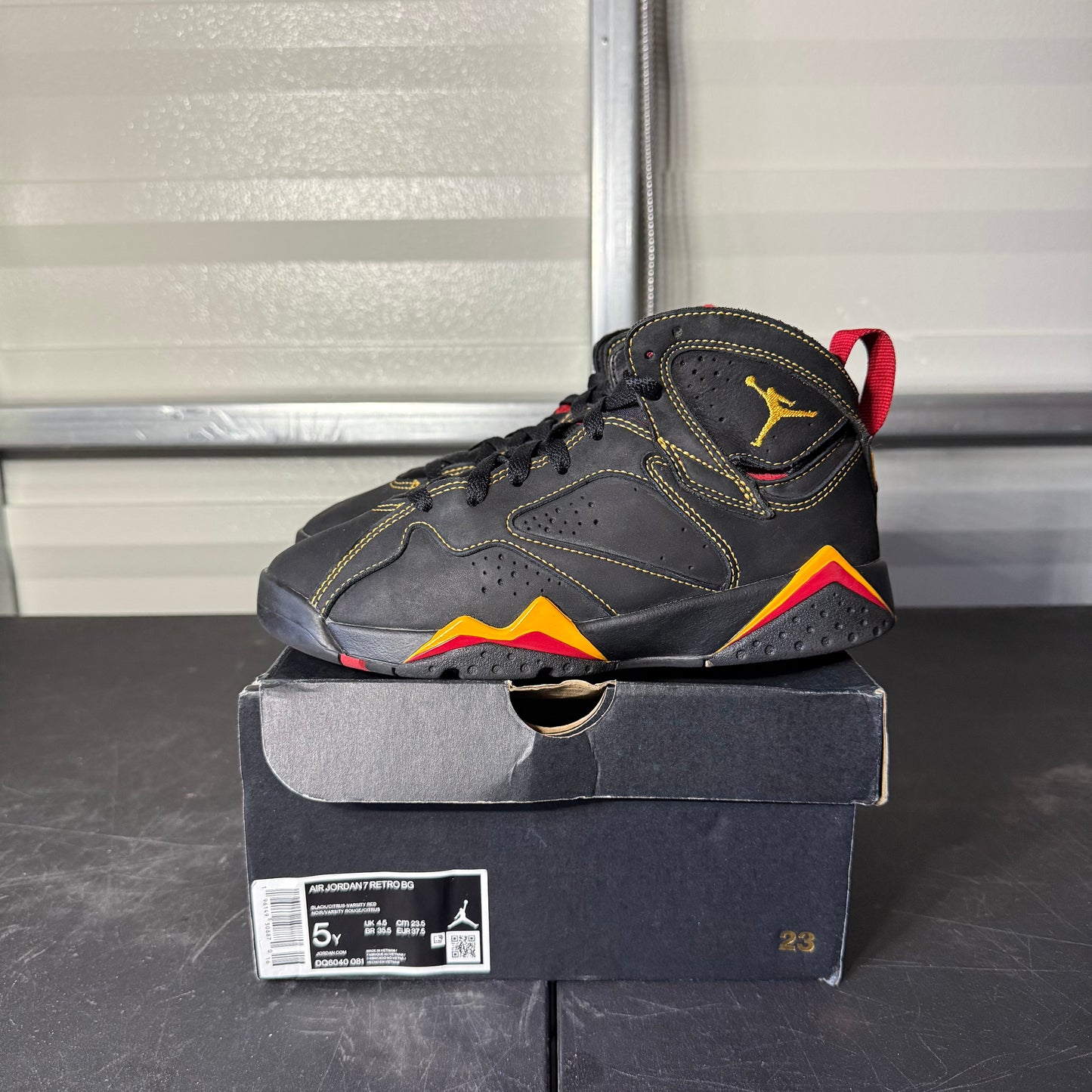Size 5Y - AJ 7 Retro Citrus