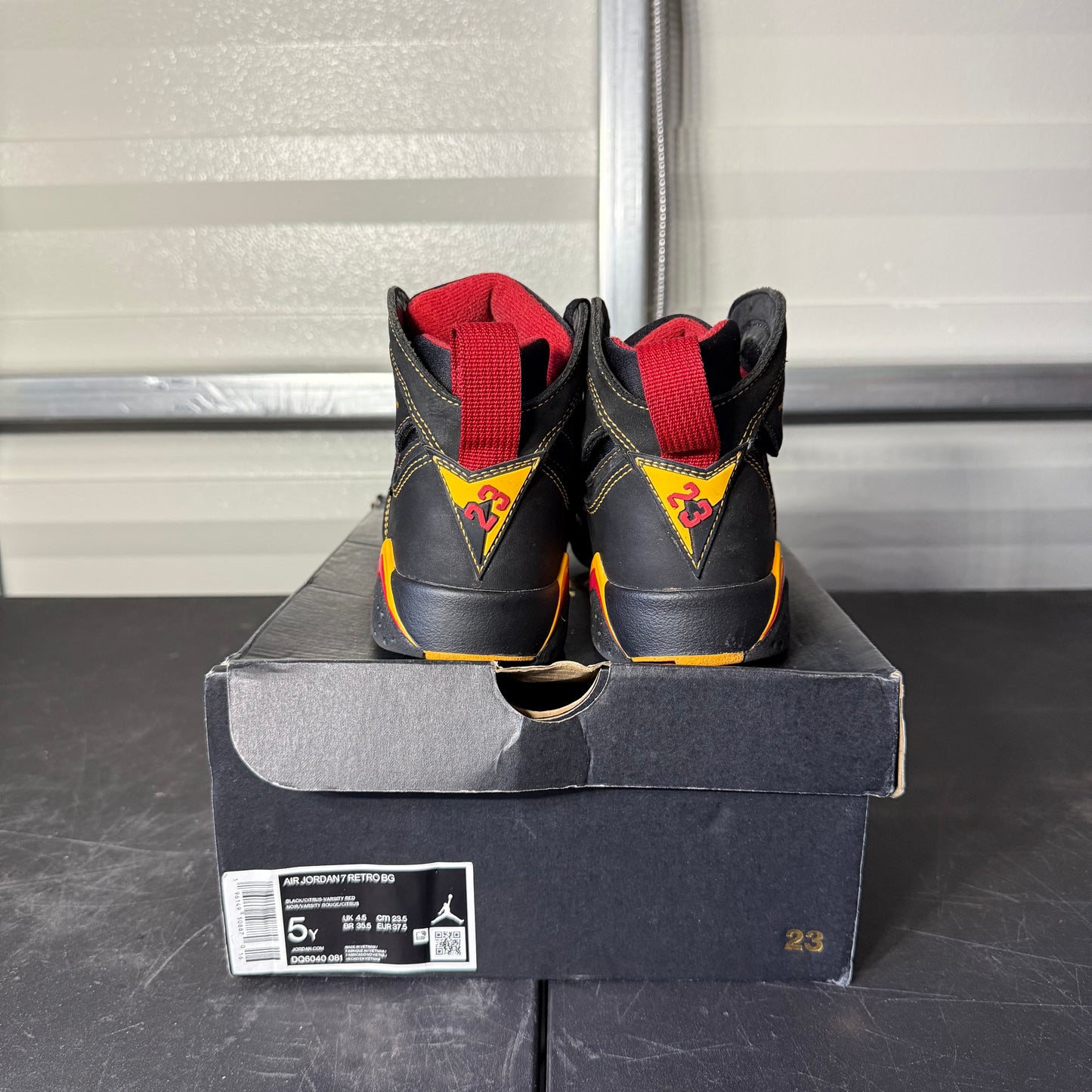 Size 5Y - AJ 7 Retro Citrus