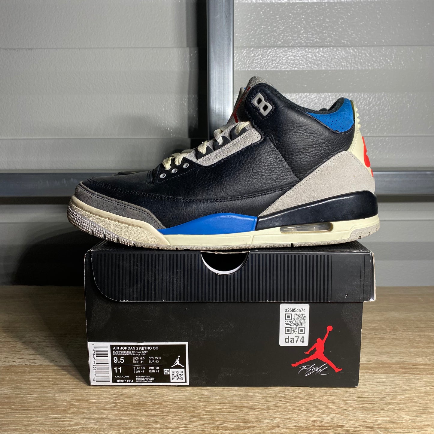 Size 9.5 - AJ 3 Retro Rare Air