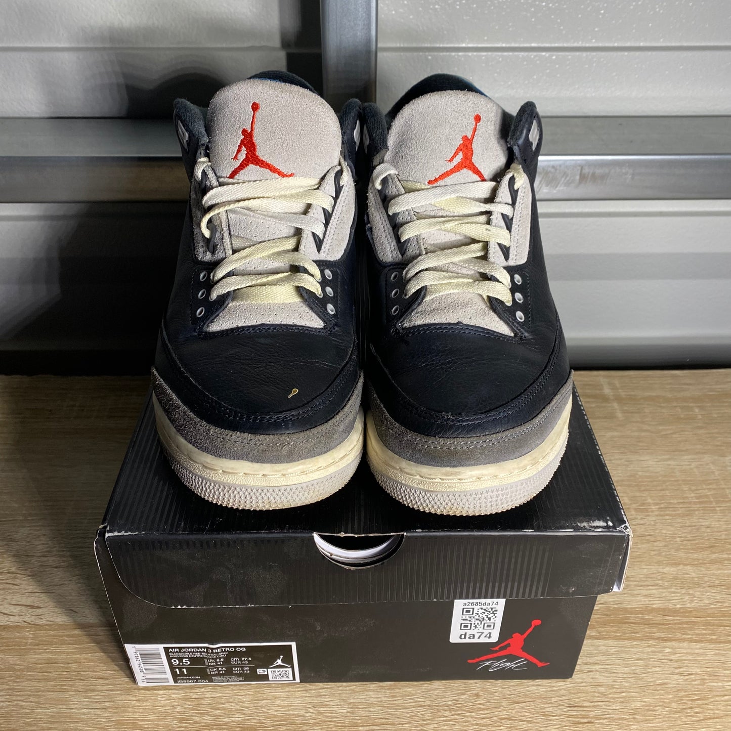 Size 9.5 - AJ 3 Retro Rare Air