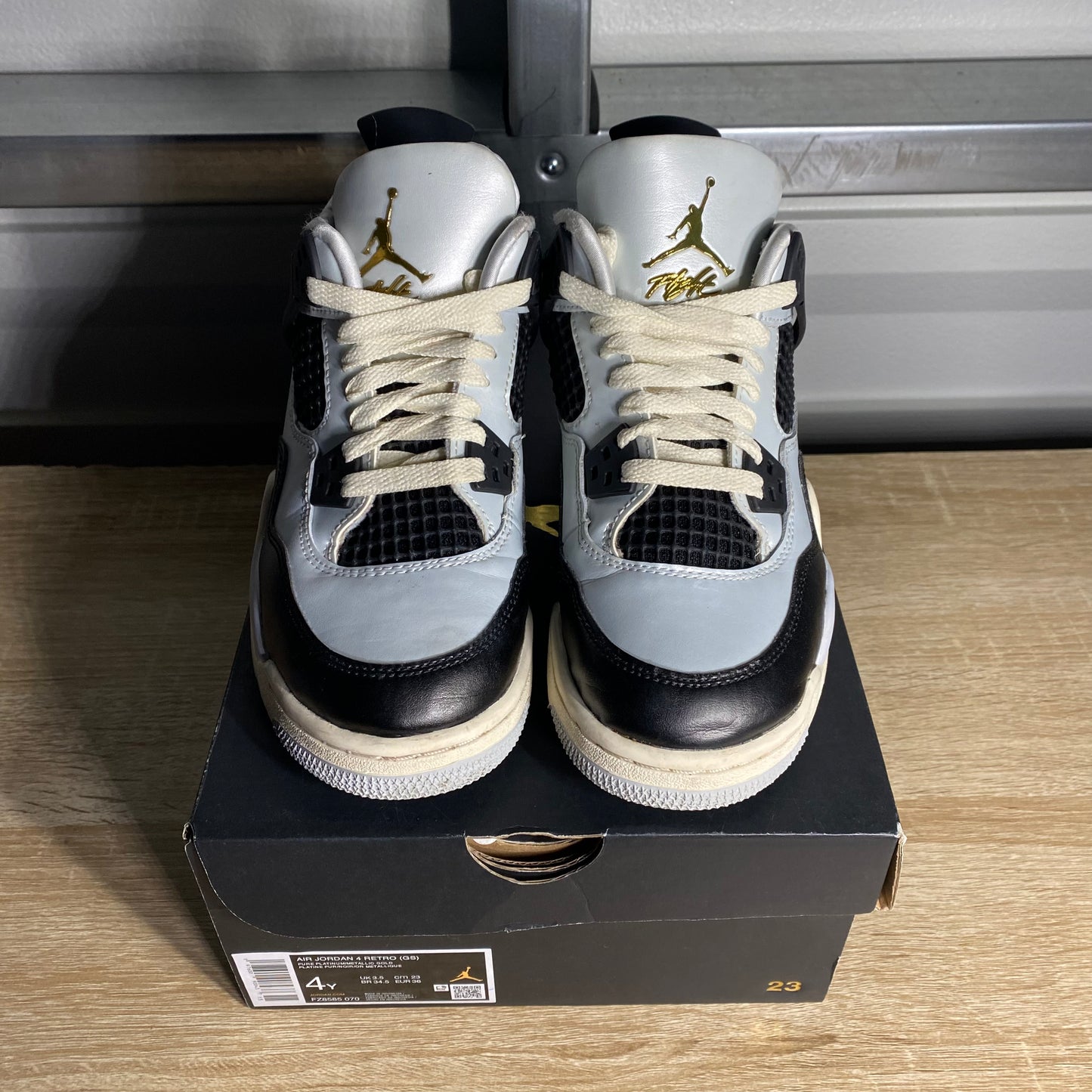 Size 4Y - AJ 4 Retro Pure Platinum