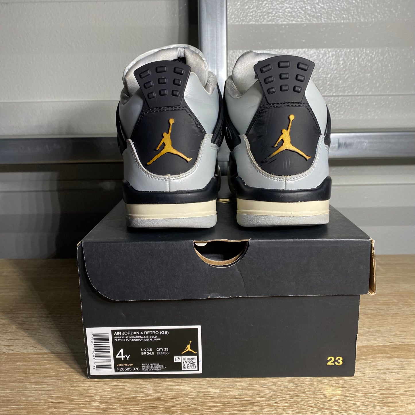 Size 4Y - AJ 4 Retro Pure Platinum