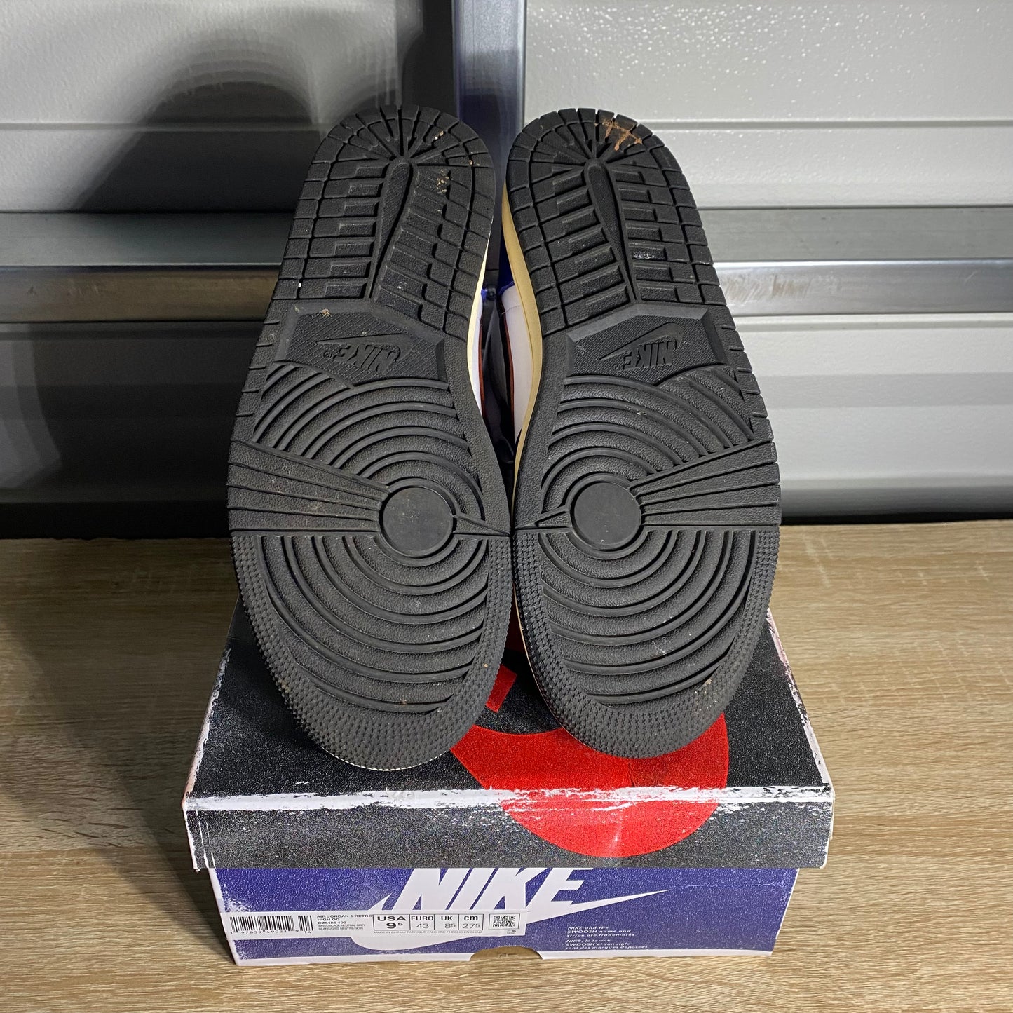Size 9.5 - AJ 1 Retro High Rare Air