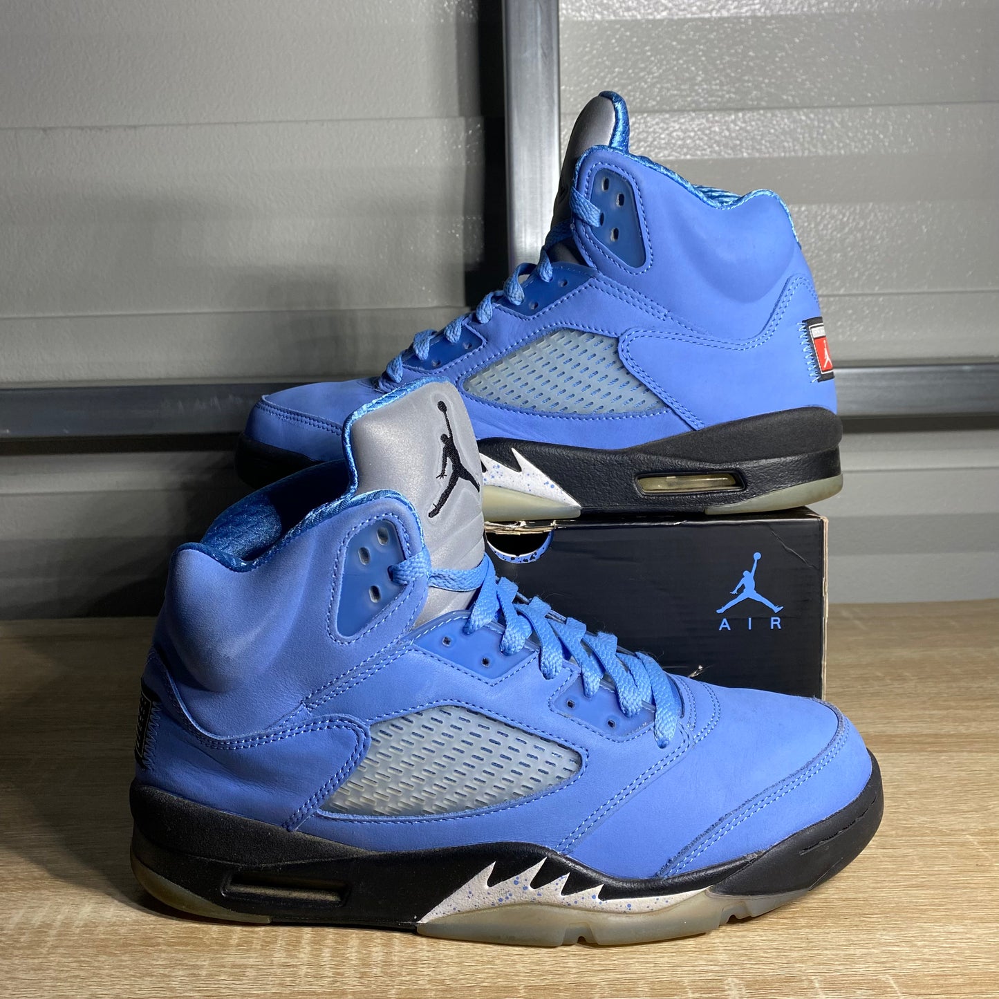 Size 9.5 - AJ 5 Retro UNC