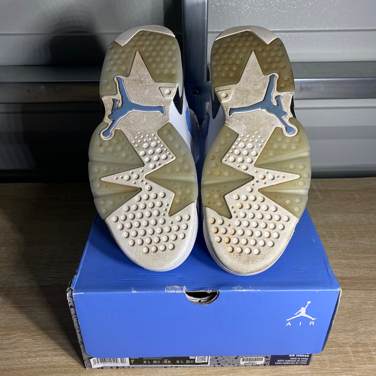 Size 7 - AJ 6 Retro UNC