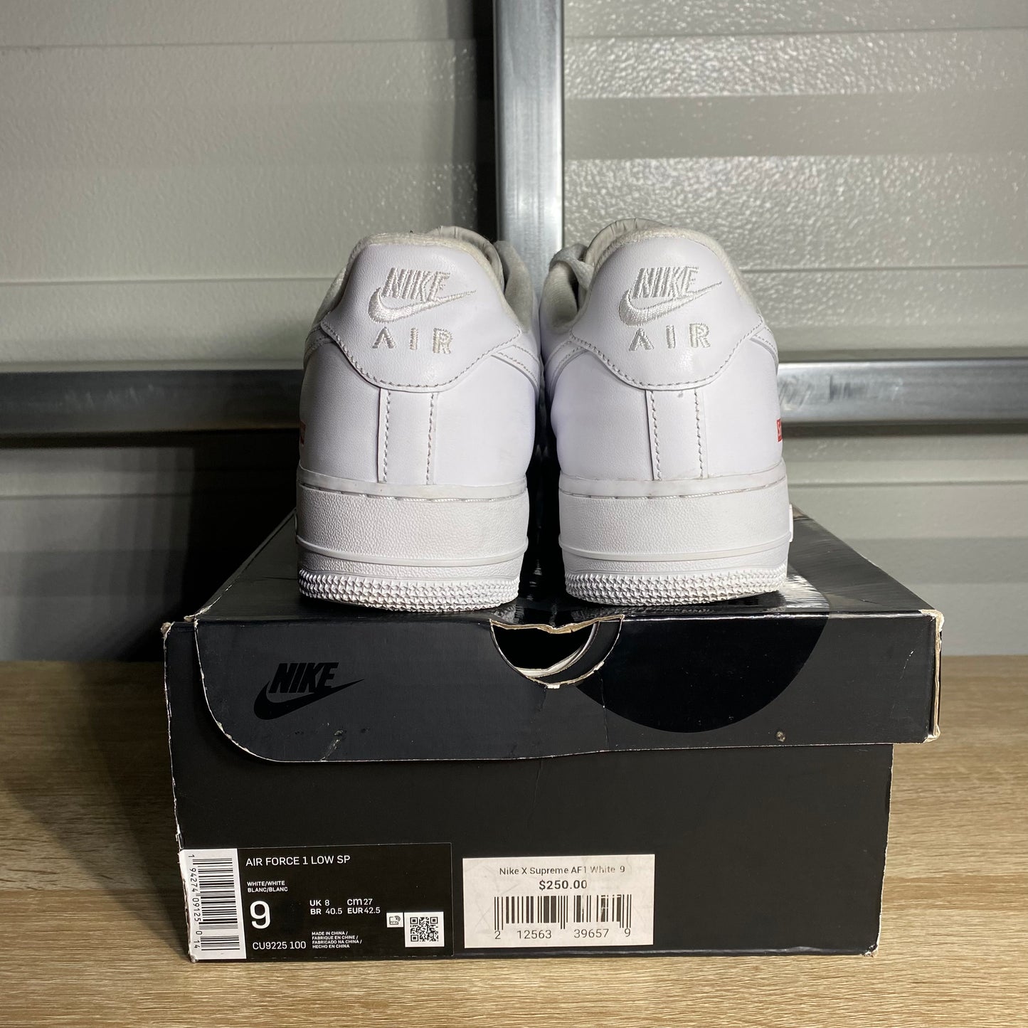 Size 9 - AF 1 Low Supreme White
