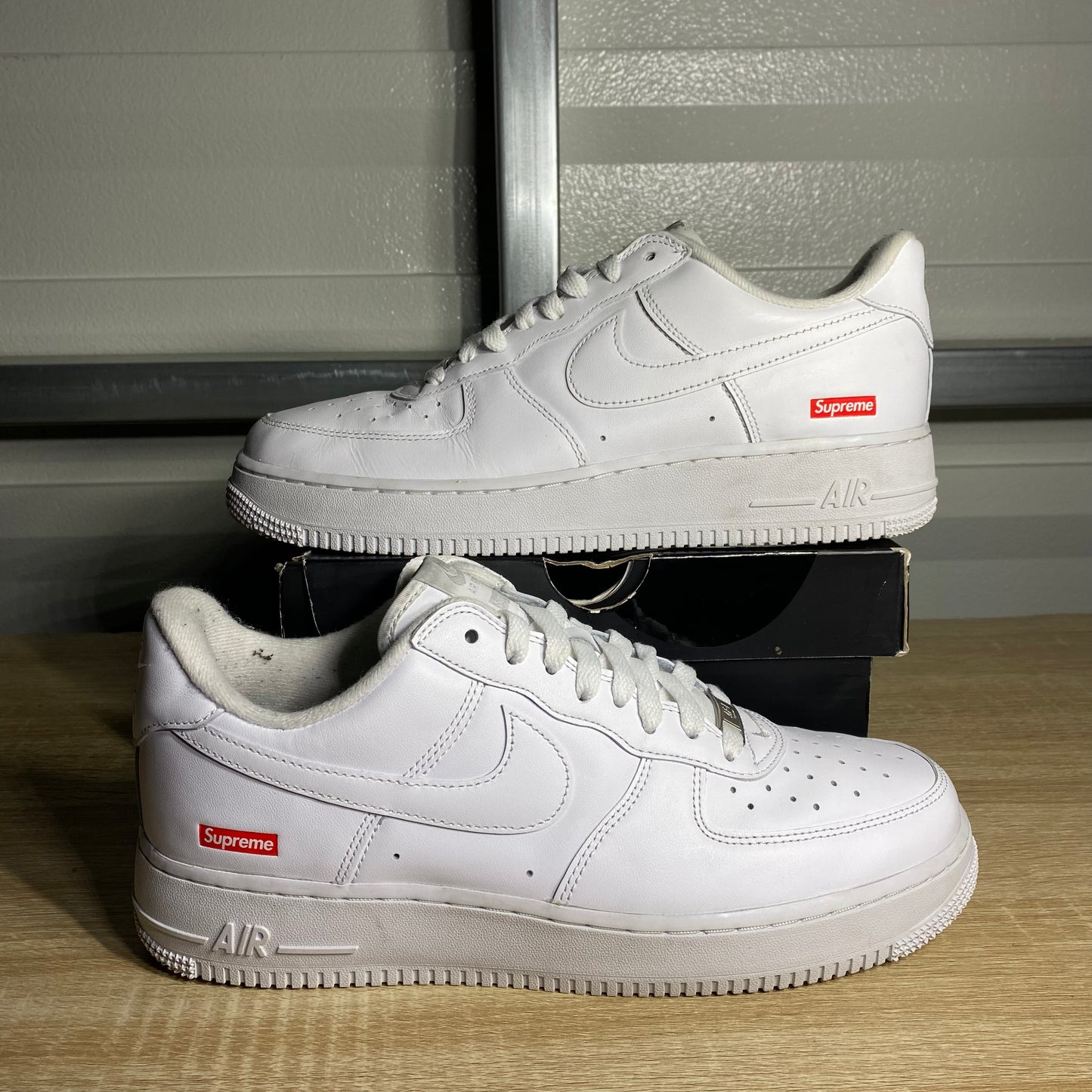 Size 9 - AF 1 Low Supreme White