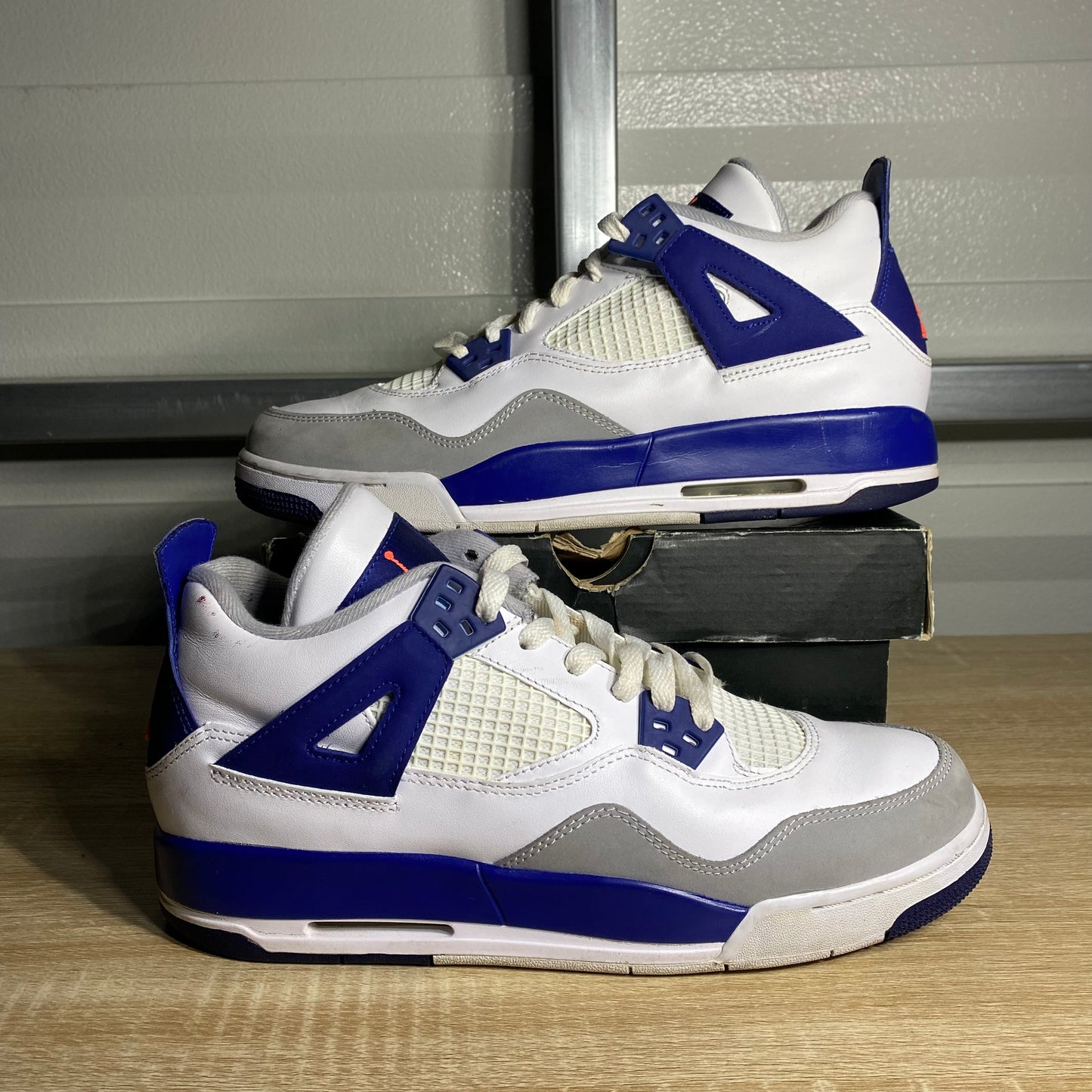 Size 9Y - AJ 4 Retro Deep Royal Blue