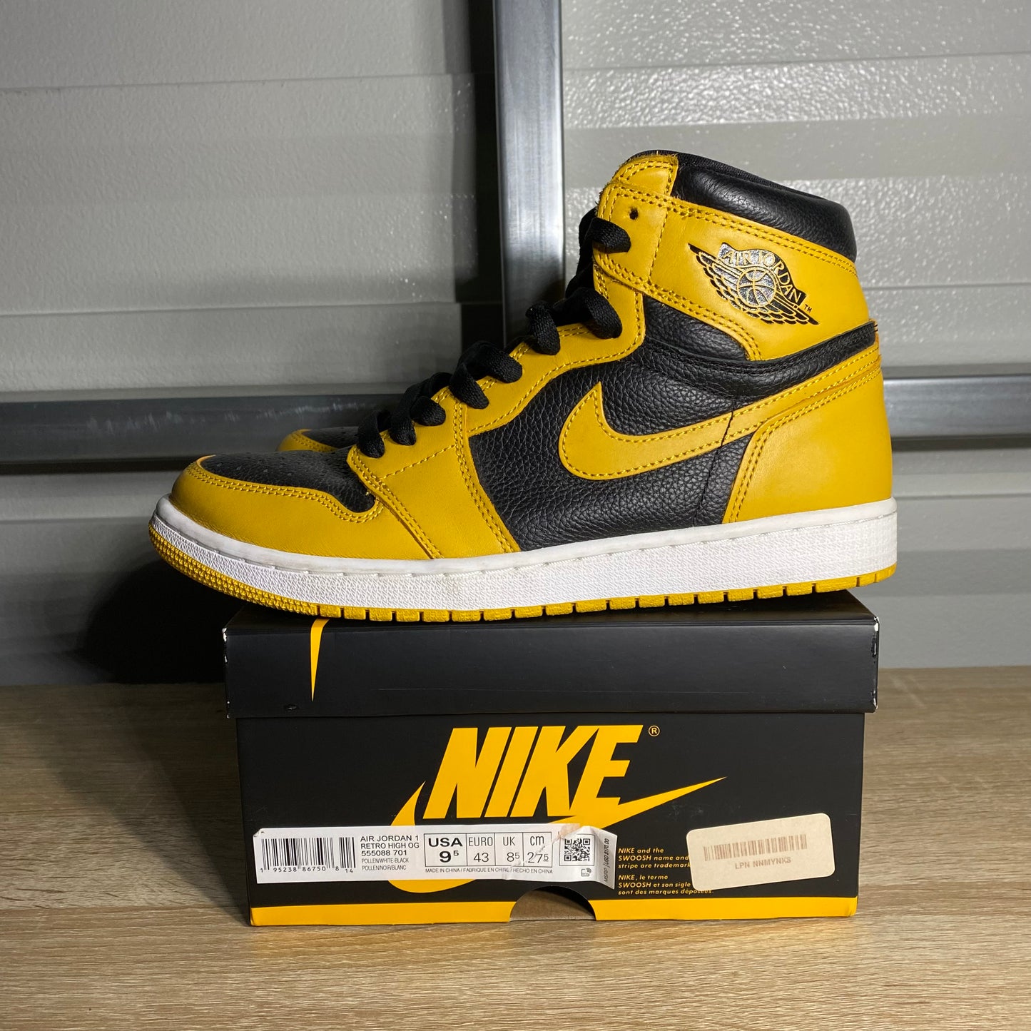 Size 9.5 - AJ 1 Retro High Pollen