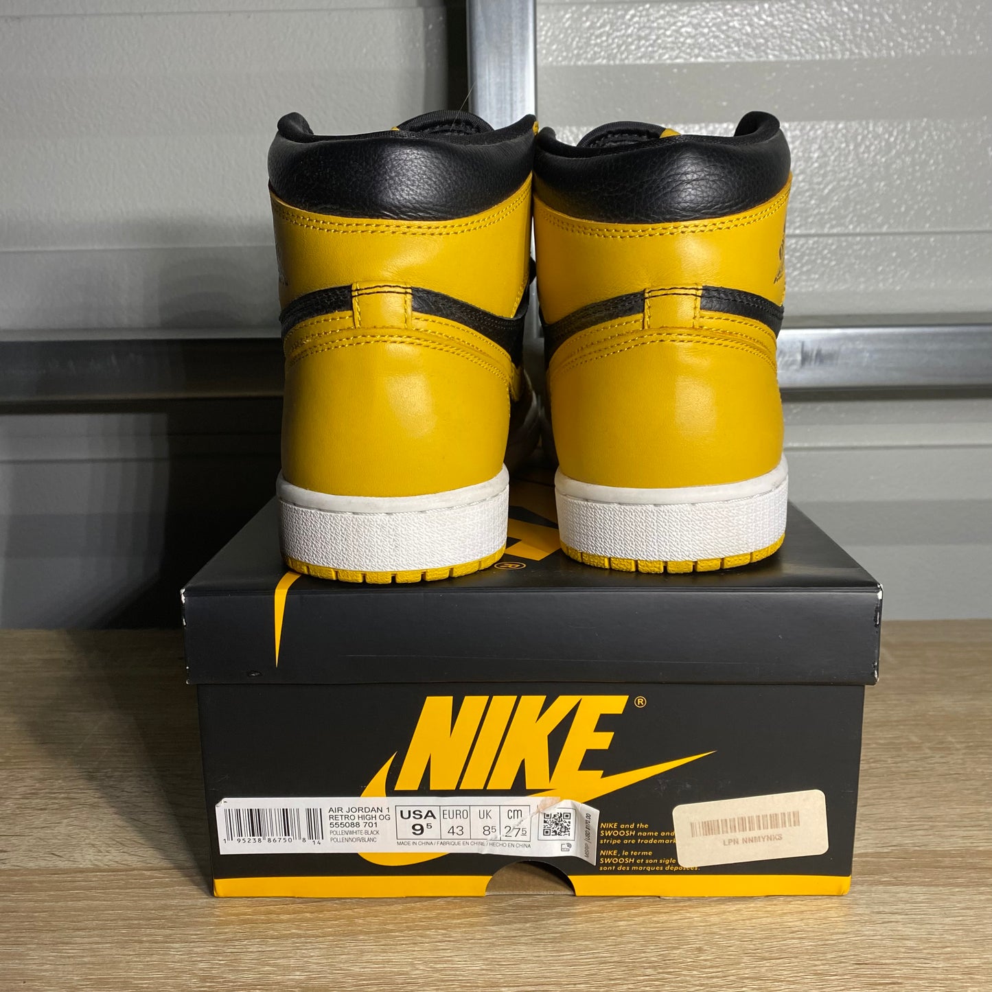 Size 9.5 - AJ 1 Retro High Pollen
