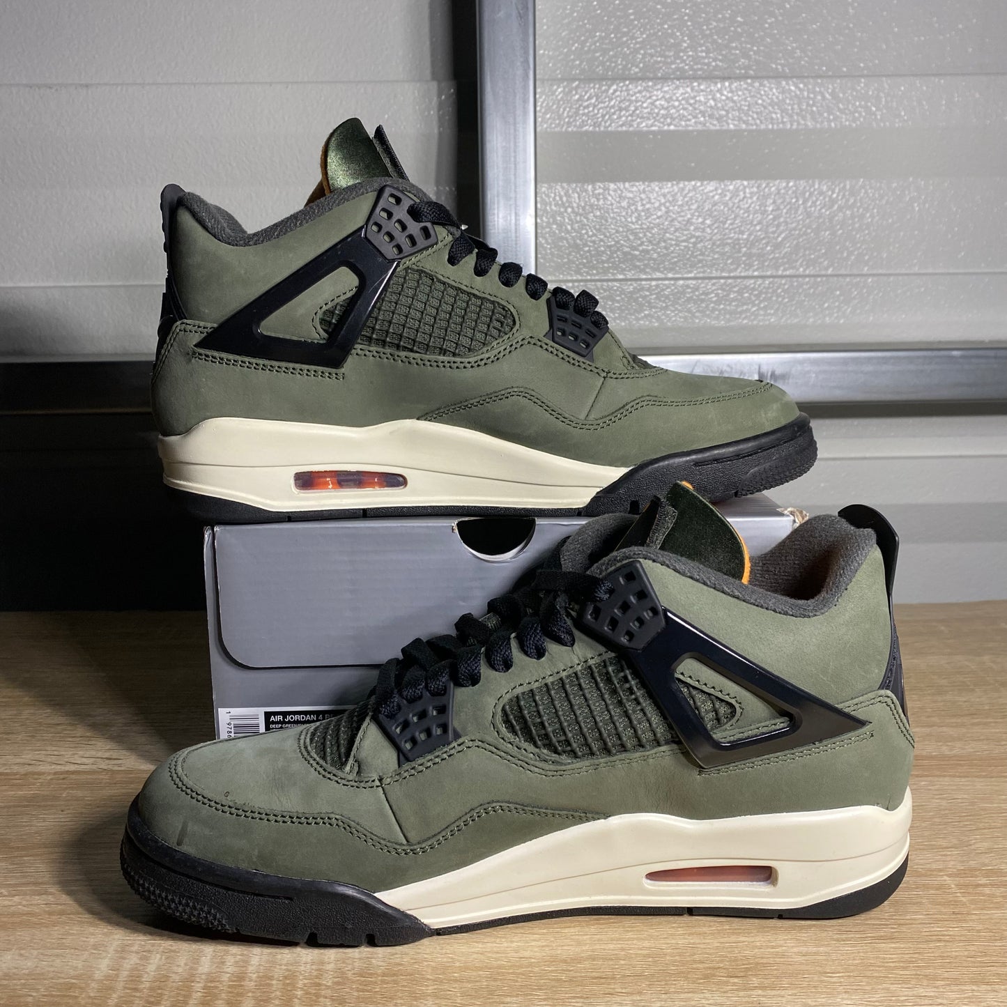 Size 8.5 - AJ 4 Retro Undefeated