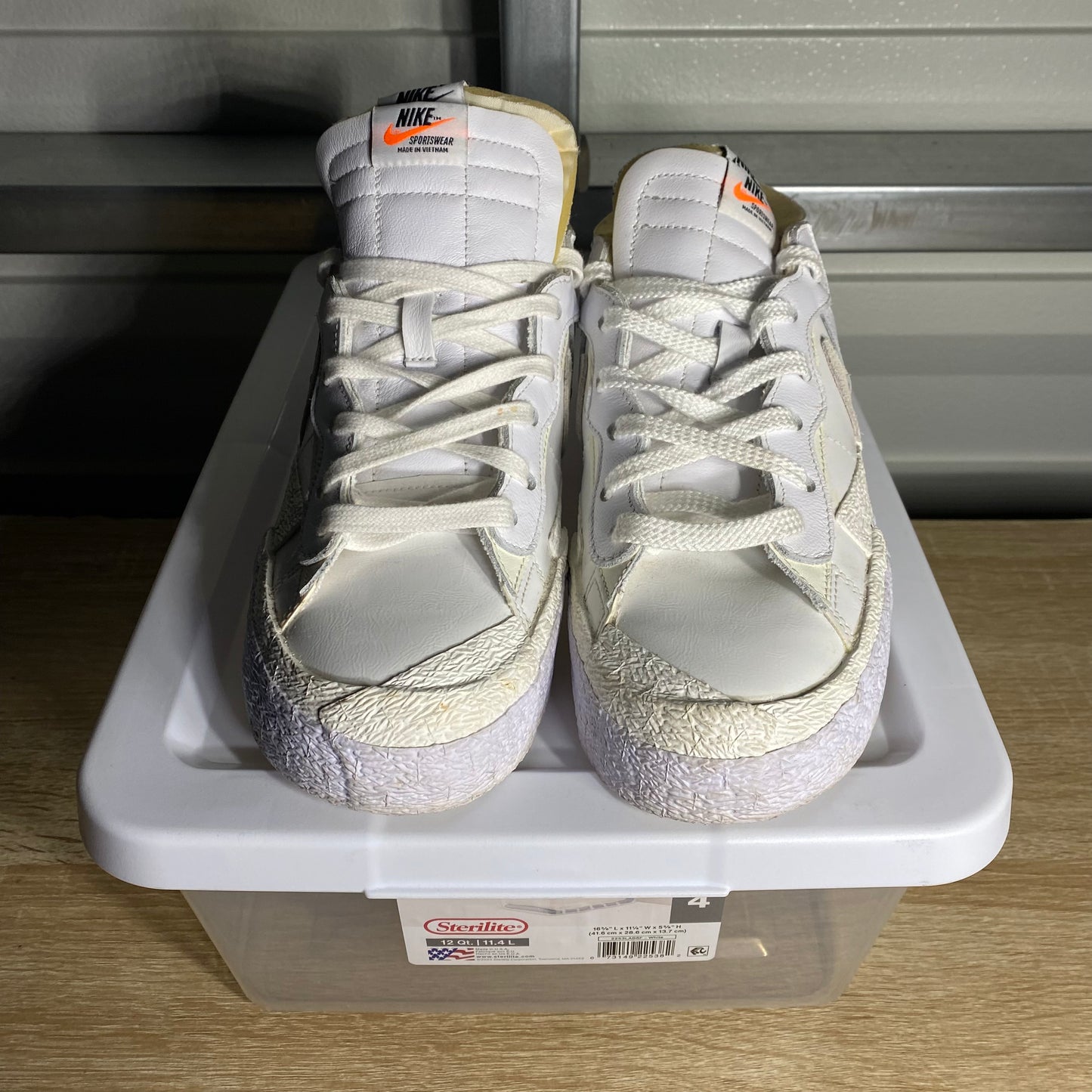 Size 10 - Dunk Low Sacai Blazer White