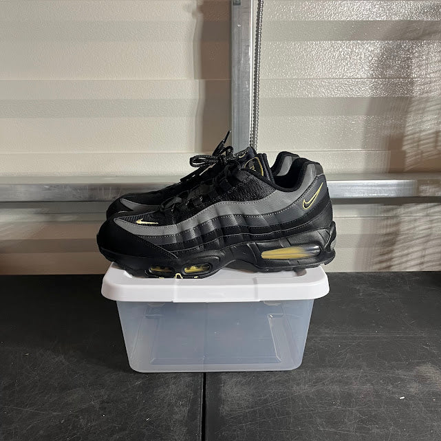Size 12 - AM 95 Batman