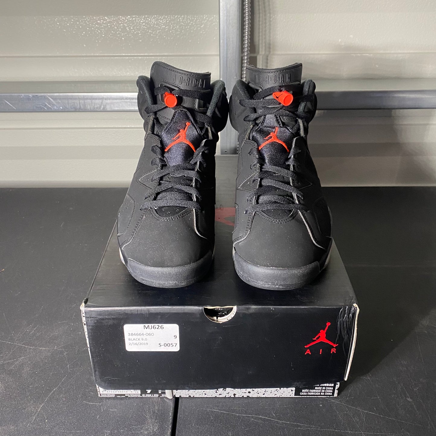Size 9 - AJ 6 Retro Black Infrared