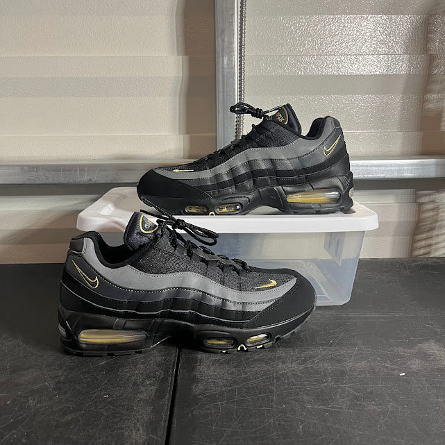 Size 12 - AM 95 Batman