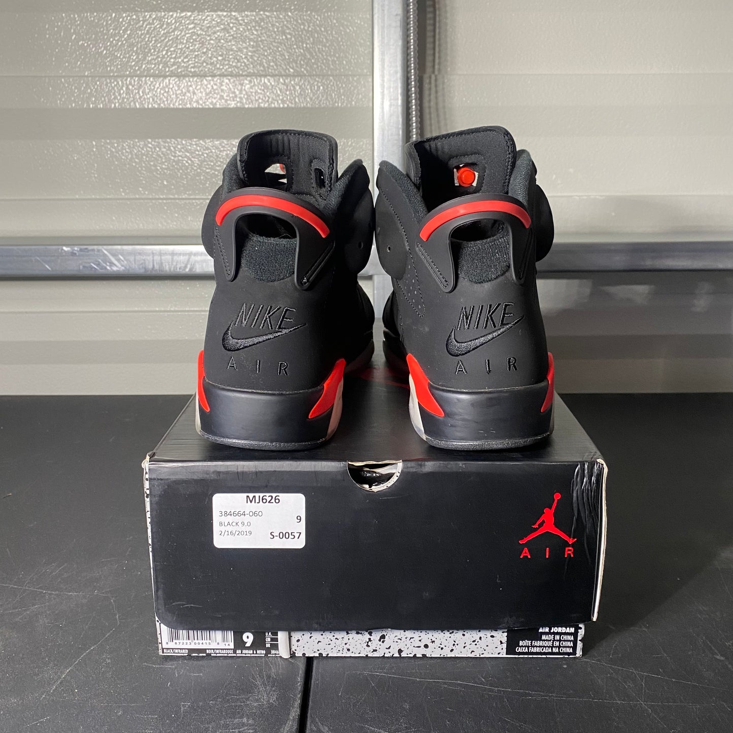 Size 9 - AJ 6 Retro Black Infrared