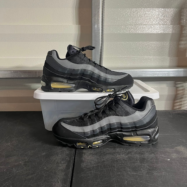 Size 12 - AM 95 Batman