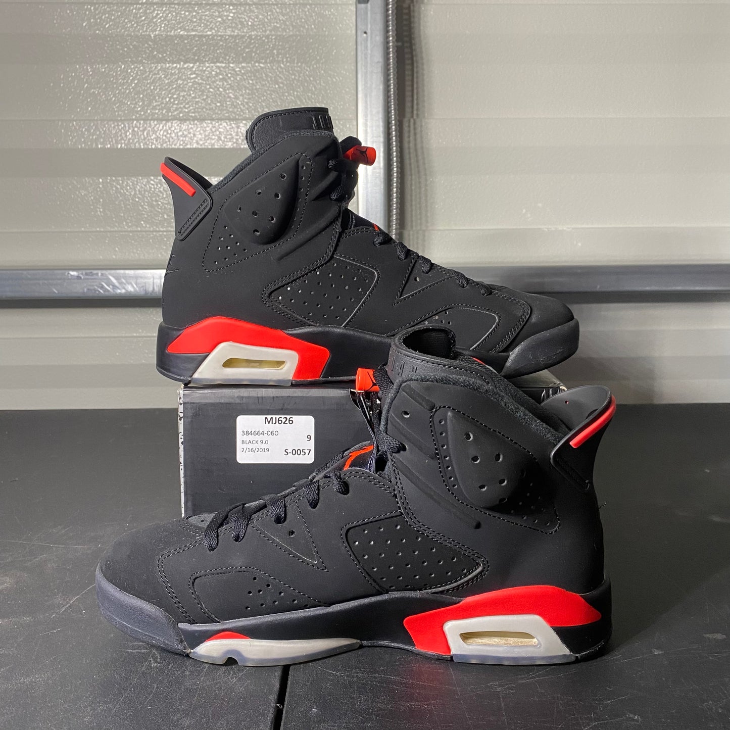 Size 9 - AJ 6 Retro Black Infrared