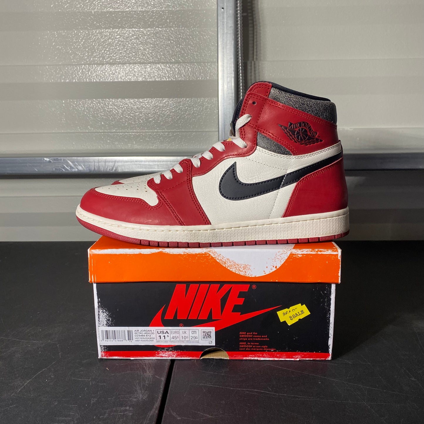 Size 11.5 - AJ 1 Retro High Chicago Lost and Found