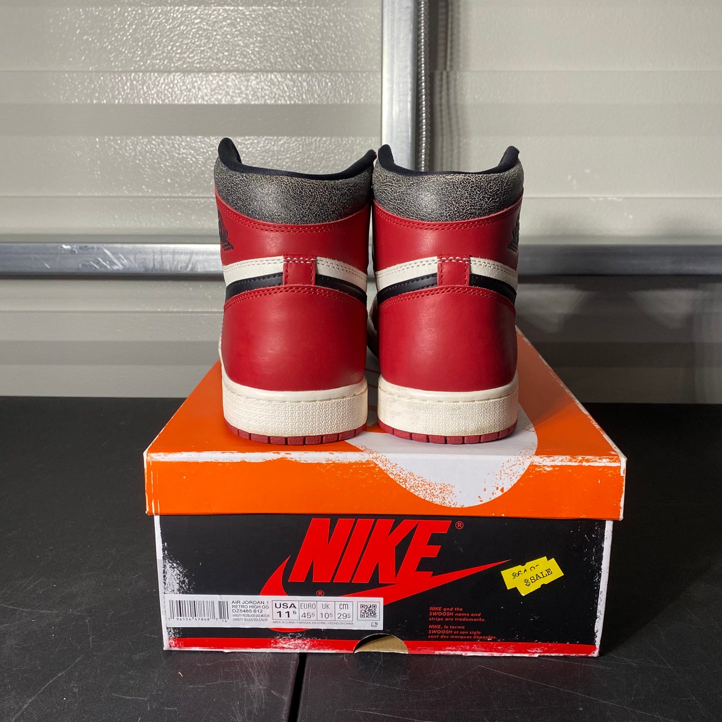 Size 11.5 - AJ 1 Retro High Chicago Lost and Found