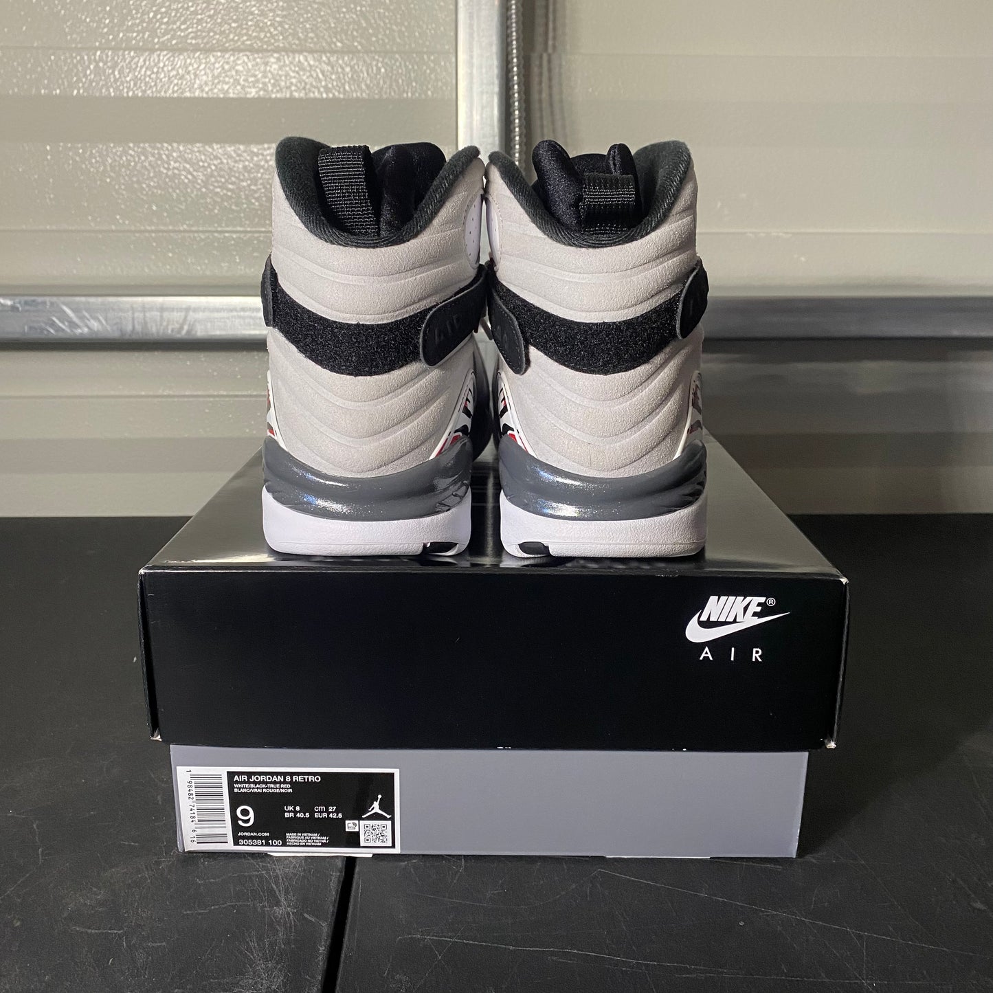 Size 9 - AJ 8 Retro Bugs Bunny