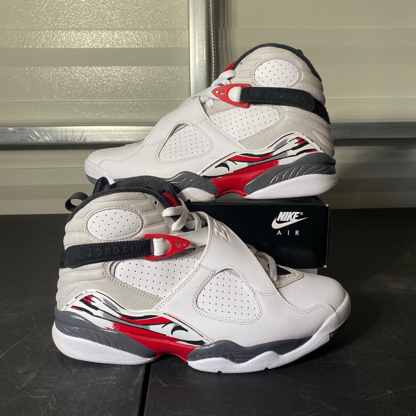 Size 9 - AJ 8 Retro Bugs Bunny