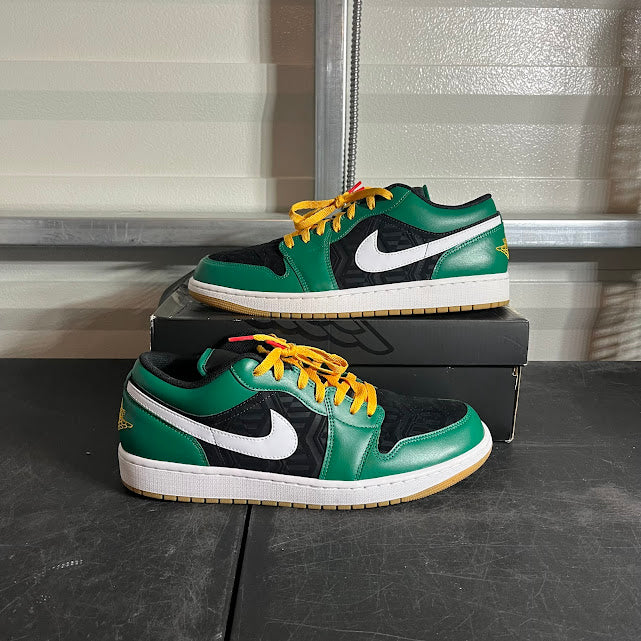 Size 12 - AJ 1 Low SE Christmas