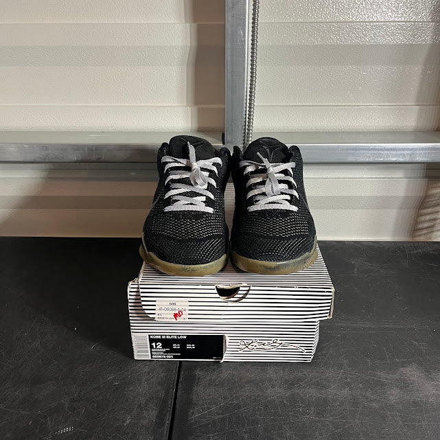 Size 12 - Kobe 11 Elite Low Black Space