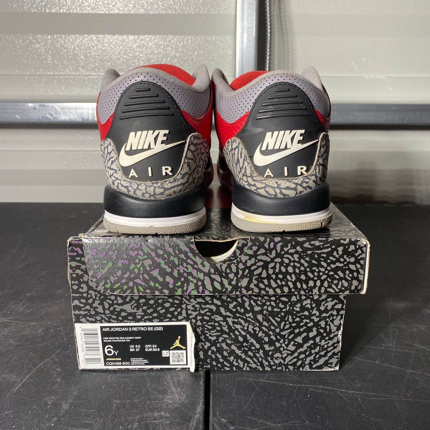 Size 6Y - AJ 3 Retro Unite