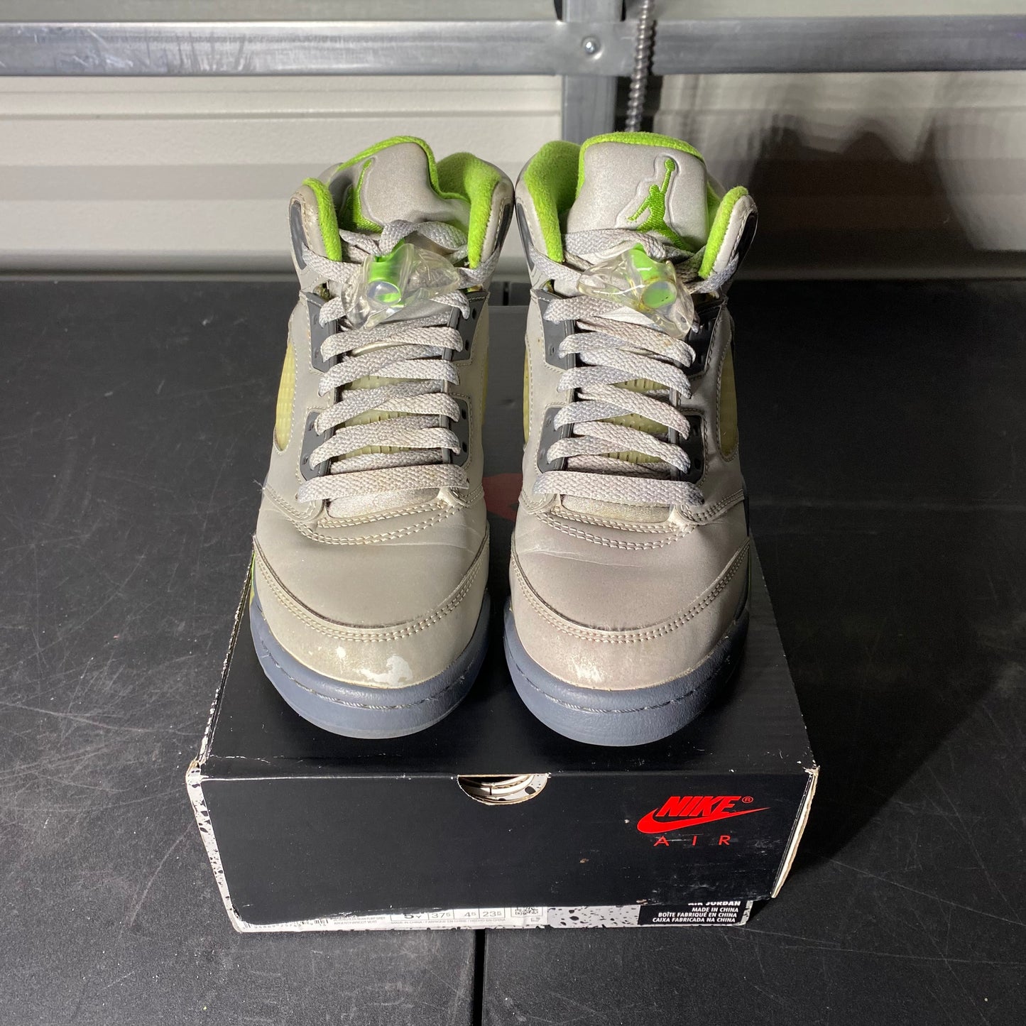 Size 5Y - AJ 5 Retro Green Bean