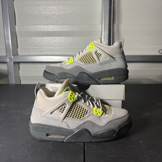 Size 6Y - AJ 4 Retro Neon 95
