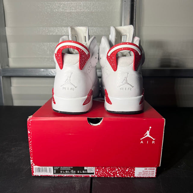 Size 9 - AJ 6 Retro Red Oreo