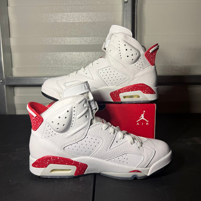 Size 9 - AJ 6 Retro Red Oreo