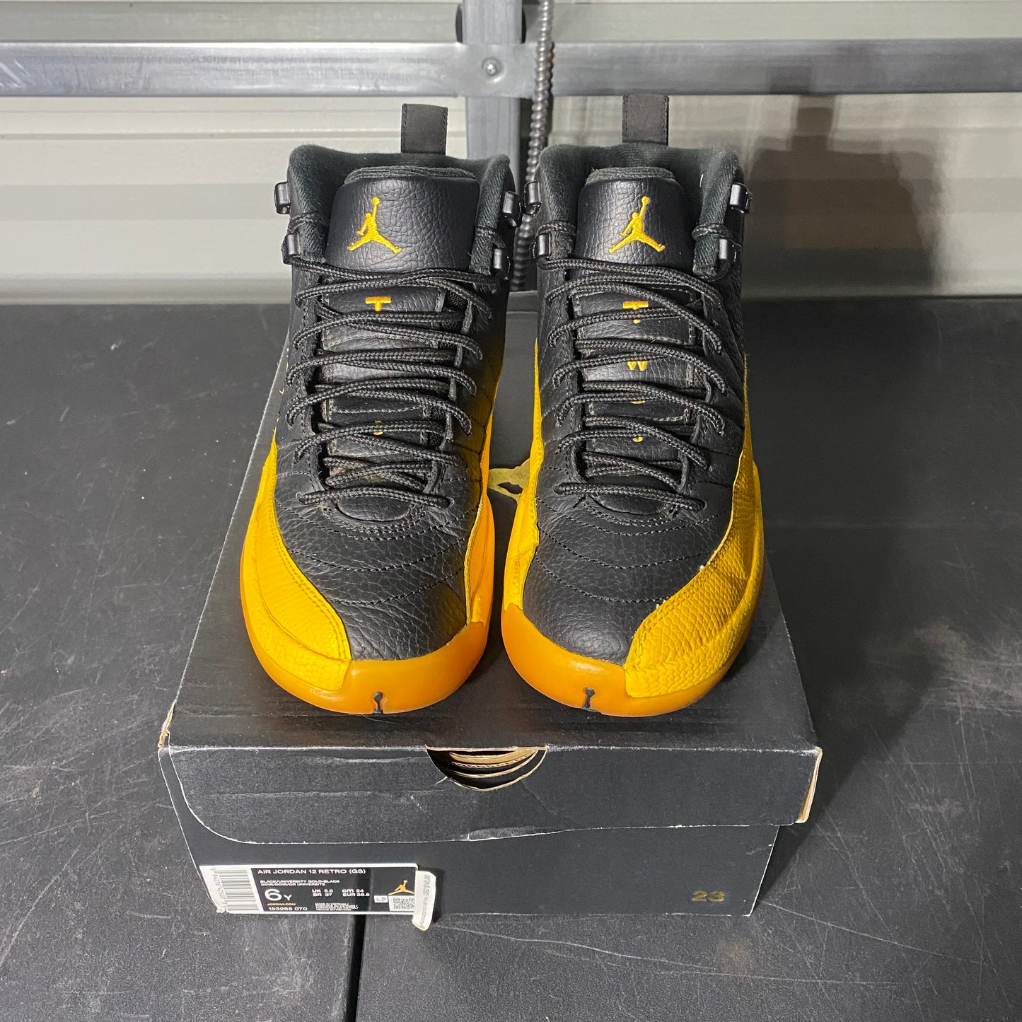 Size 6Y - AJ 12 Retro University Gold