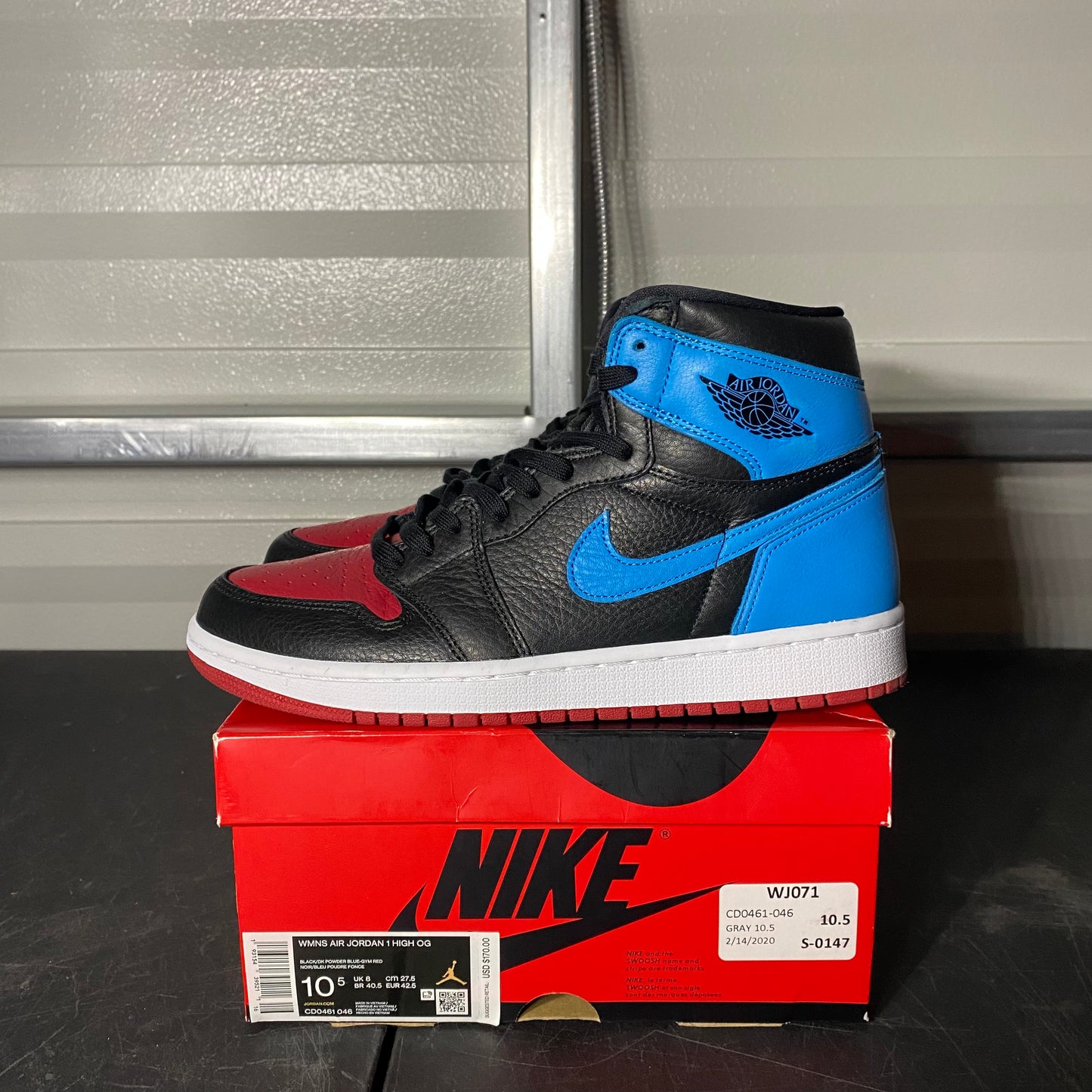 Size 10.5W - AJ 1 Retro High UNC to Chicago