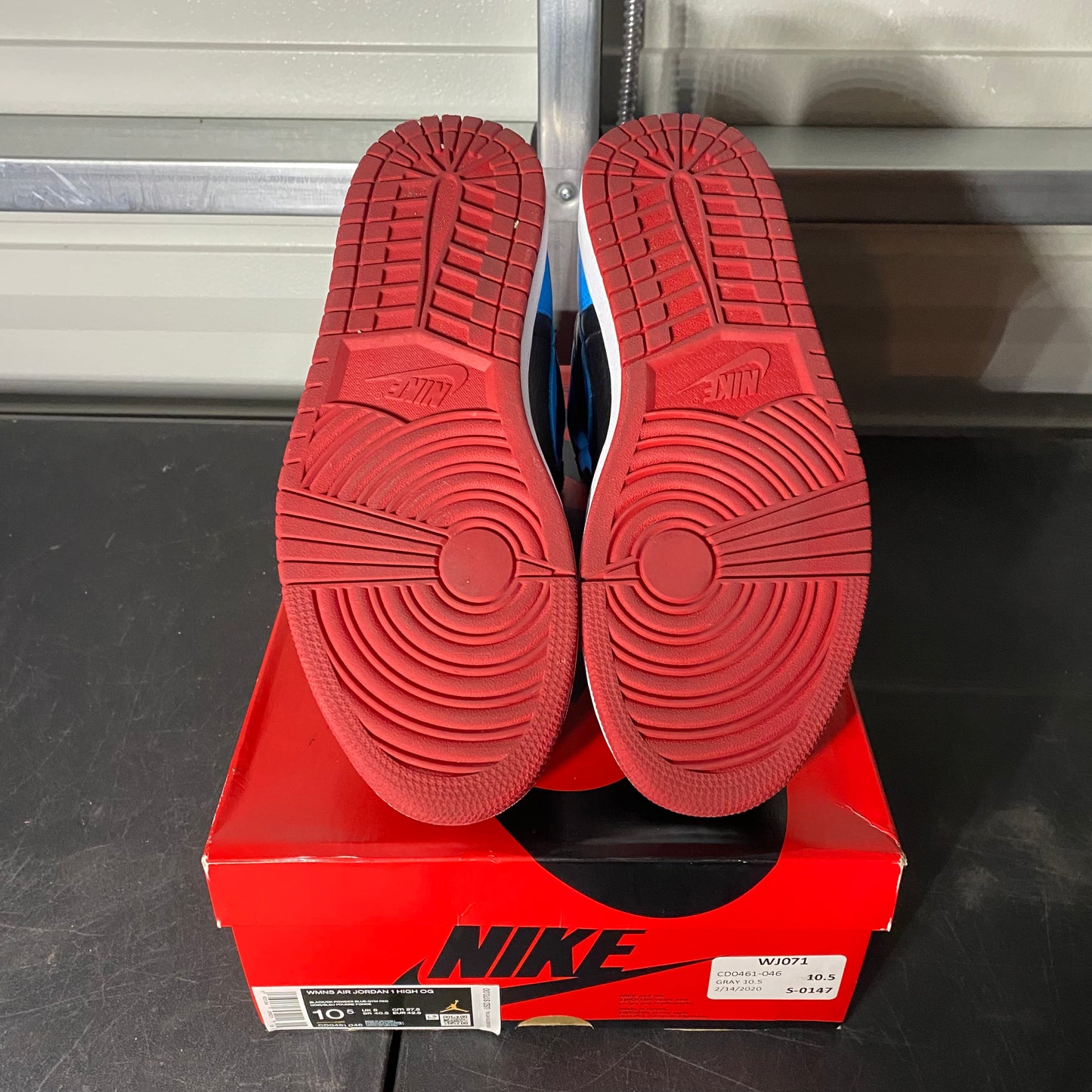 Size 10.5W - AJ 1 Retro High UNC to Chicago