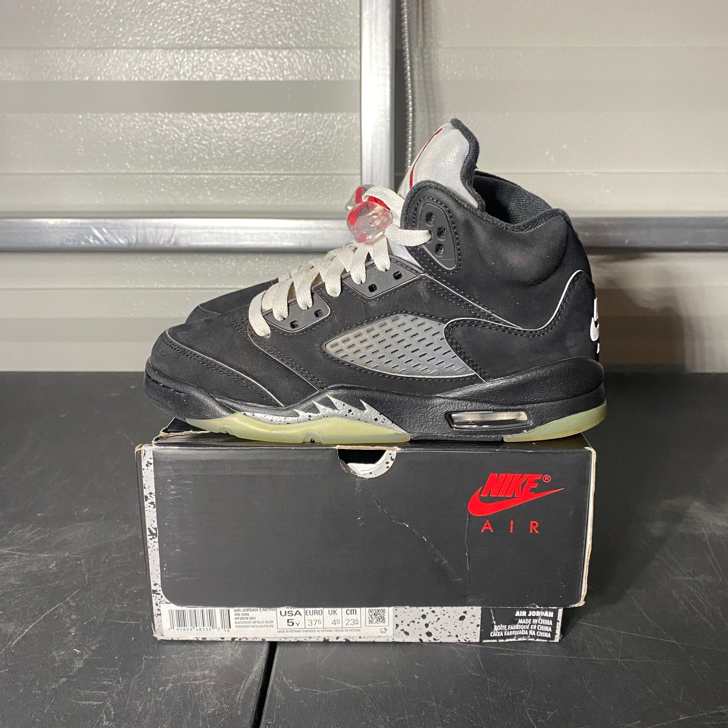 Size 5Y - AJ 5 Retro Black Metallic Reimagined