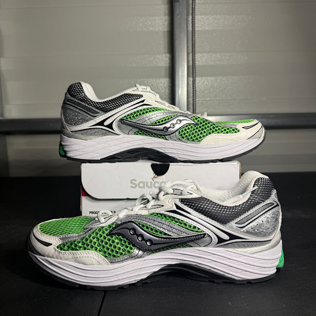 Size 11.5 - Saucony ProGrid Omni 9