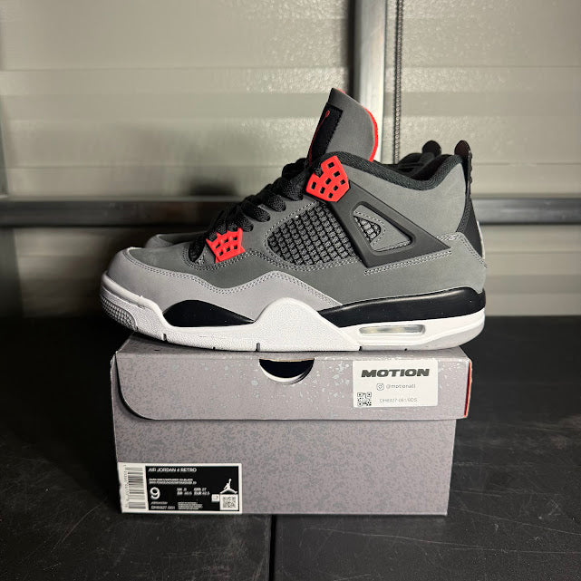 Size 9 - AJ 4 Retro Infrared
