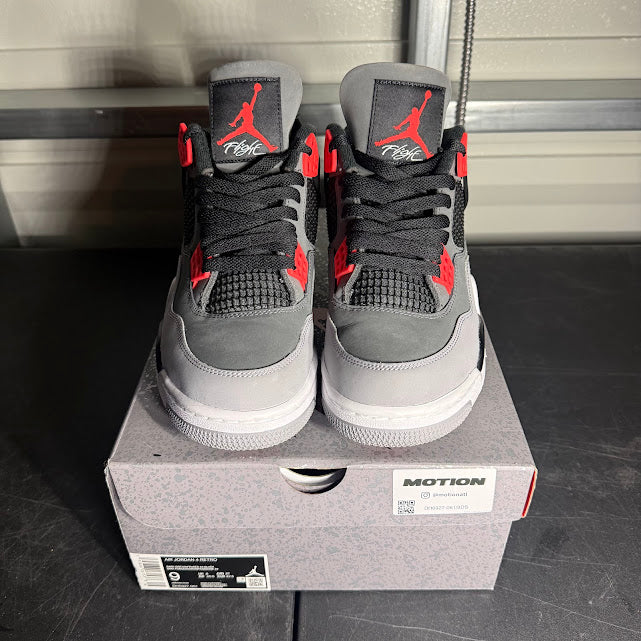 Size 9 - AJ 4 Retro Infrared