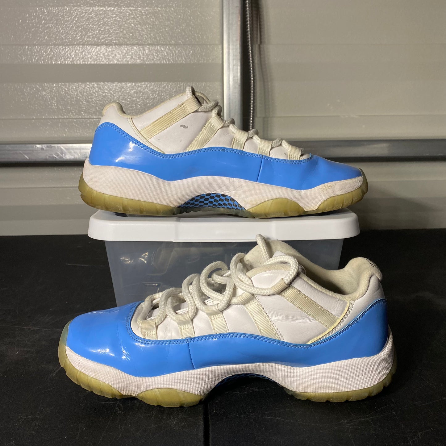 Size 9.5 - AJ 11 Retro Low UNC