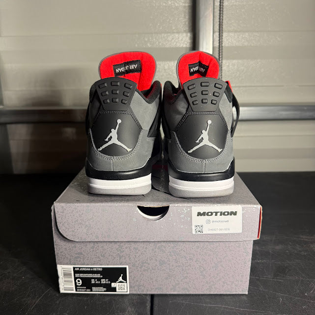 Size 9 - AJ 4 Retro Infrared