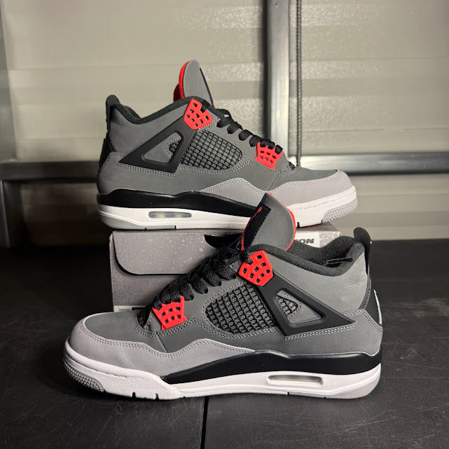 Size 9 - AJ 4 Retro Infrared