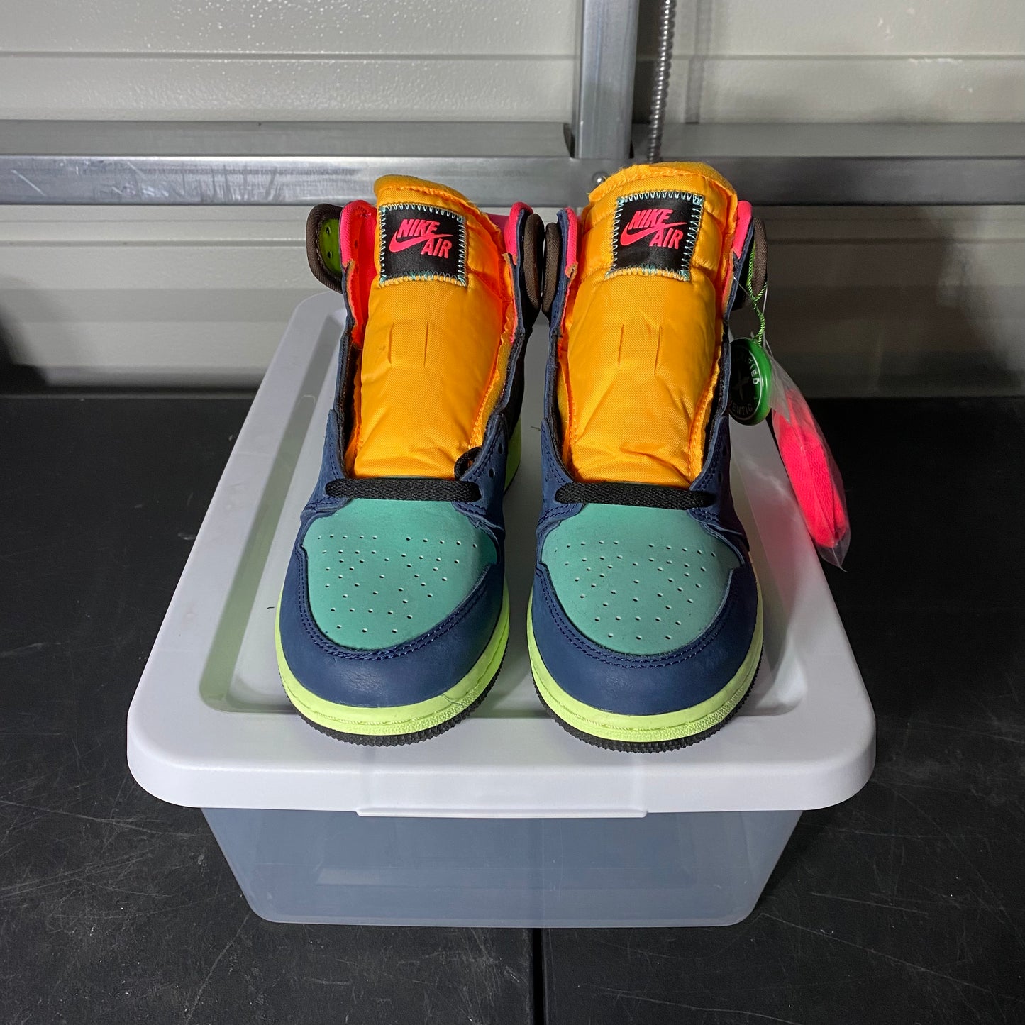 Size 5.5Y - AJ 1 Retro High Bio Hack