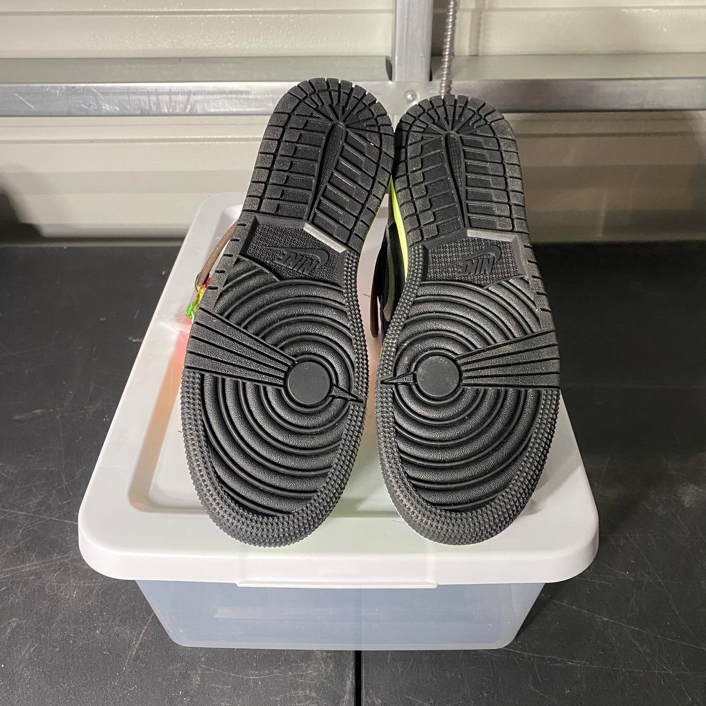 Size 5.5Y - AJ 1 Retro High Bio Hack