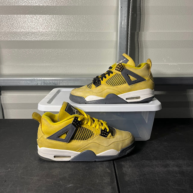 Size 10 - AJ 4 Retro Lightning
